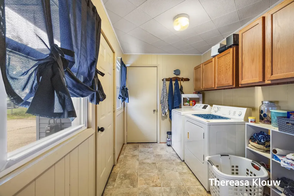 710 Quarterline Road Muskegon Charter Township MI 49442