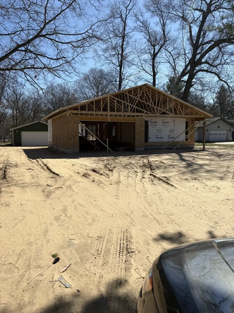 170 N 6th Avenue Fruitport Village MI 49415