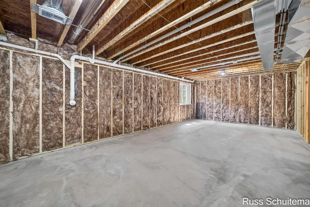 170 N 6th Avenue Fruitport Village MI 49415