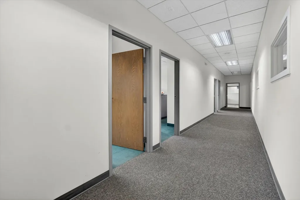 1631 W Sherman Boulevard Norton Shores City MI 49441