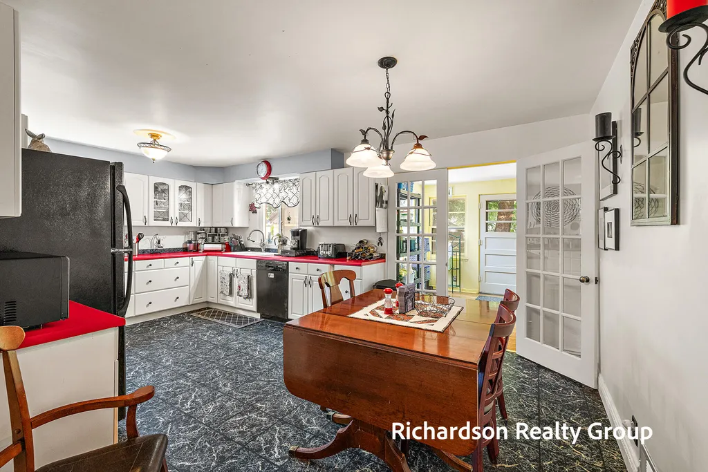 1261 Graf Street Muskegon Charter Township MI 49442