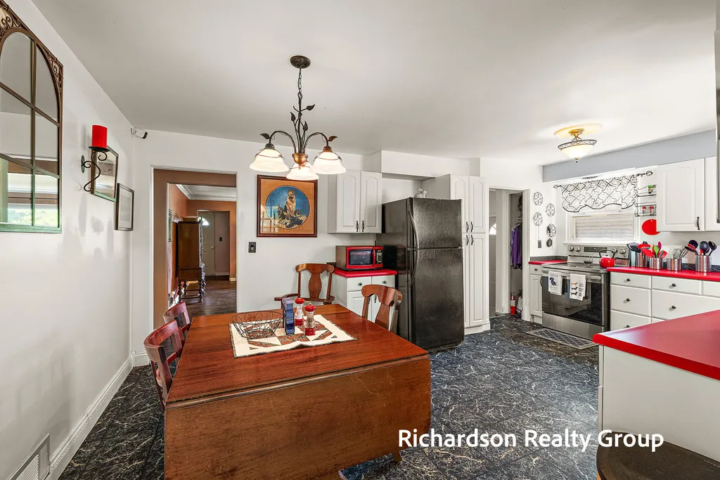 1261 Graf Street Muskegon Charter Township MI 49442
