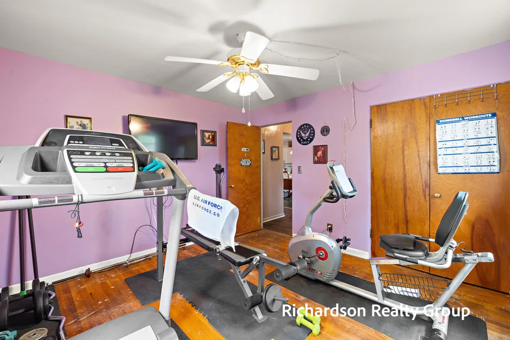 1261 Graf Street Muskegon Charter Township MI 49442