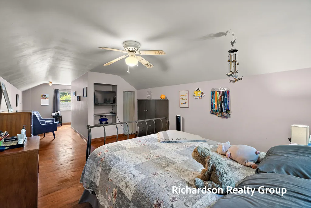1261 Graf Street Muskegon Charter Township MI 49442