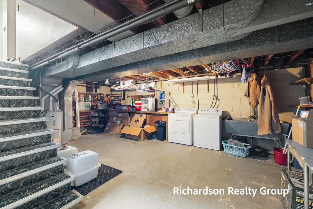 1261 Graf Street Muskegon Charter Township MI 49442