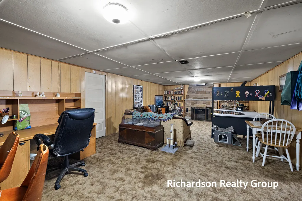 1261 Graf Street Muskegon Charter Township MI 49442