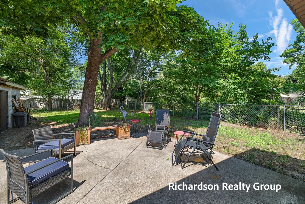 1261 Graf Street Muskegon Charter Township MI 49442