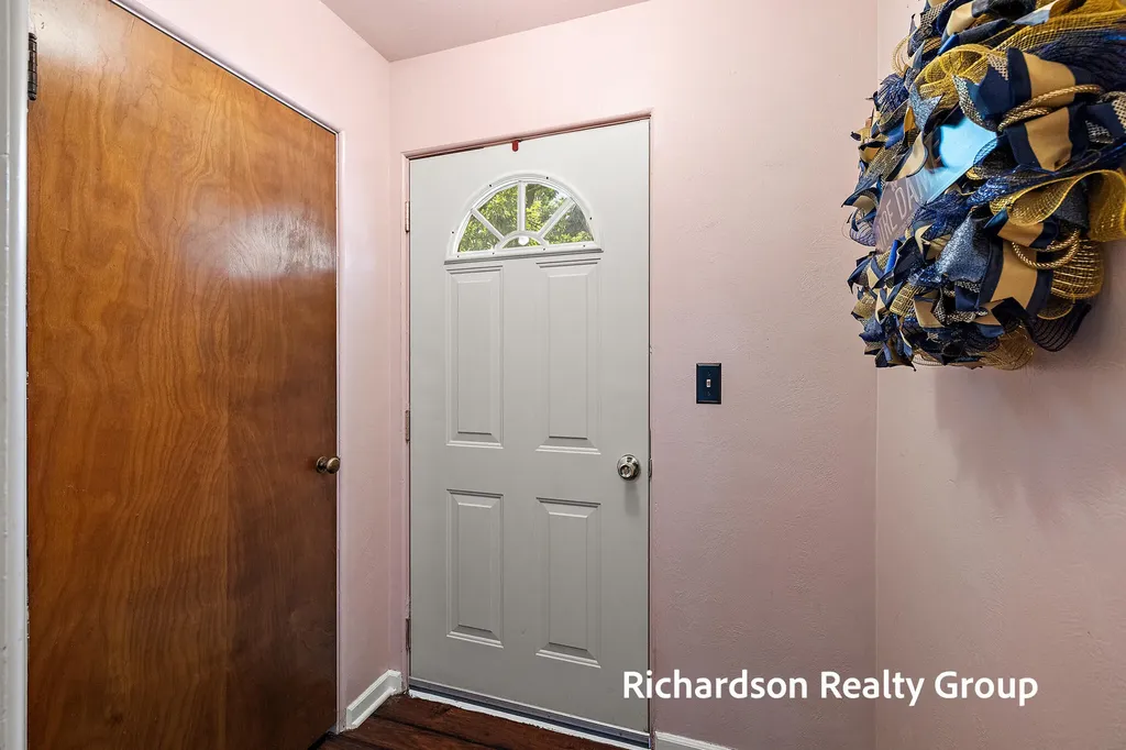1261 Graf Street Muskegon Charter Township MI 49442