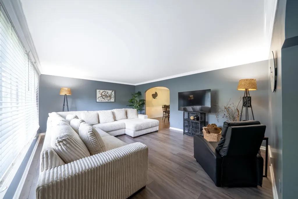 4083 Braeburn Drive Norton Shores City MI 49441