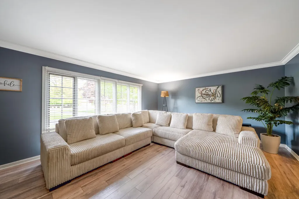 4083 Braeburn Drive Norton Shores City MI 49441