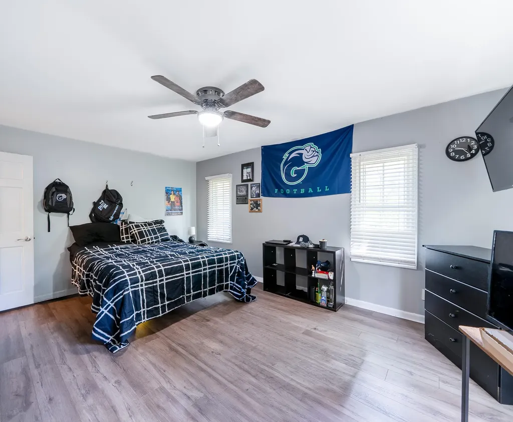 4083 Braeburn Drive Norton Shores City MI 49441