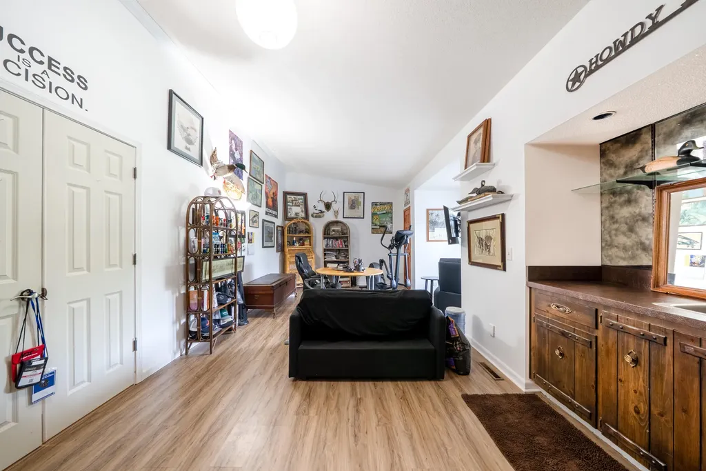 4083 Braeburn Drive Norton Shores City MI 49441