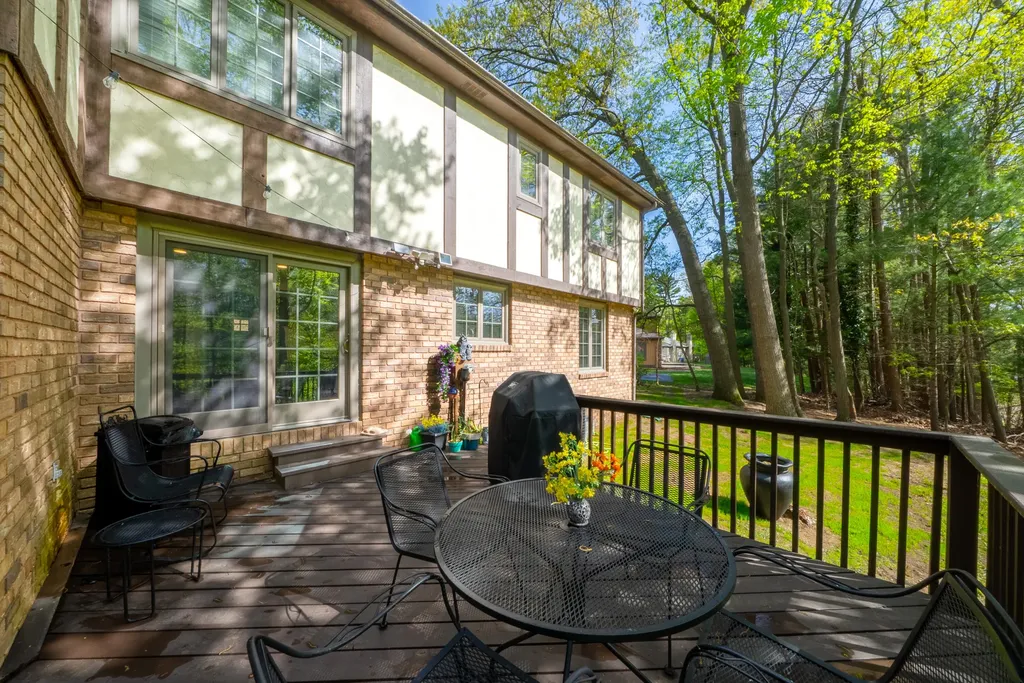 4083 Braeburn Drive Norton Shores City MI 49441