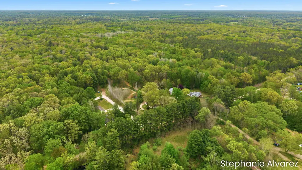 1560 E Mcmillan Road Dalton Township MI 49445