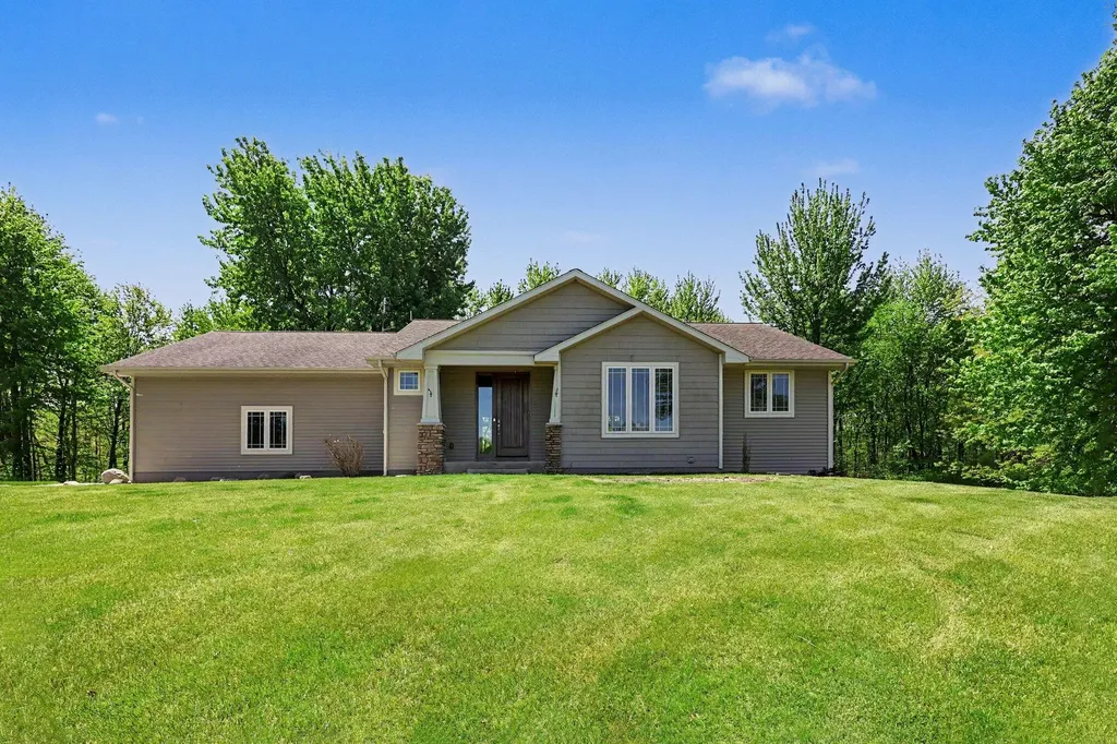 6054 S Moorland Road Ravenna Township MI 49451