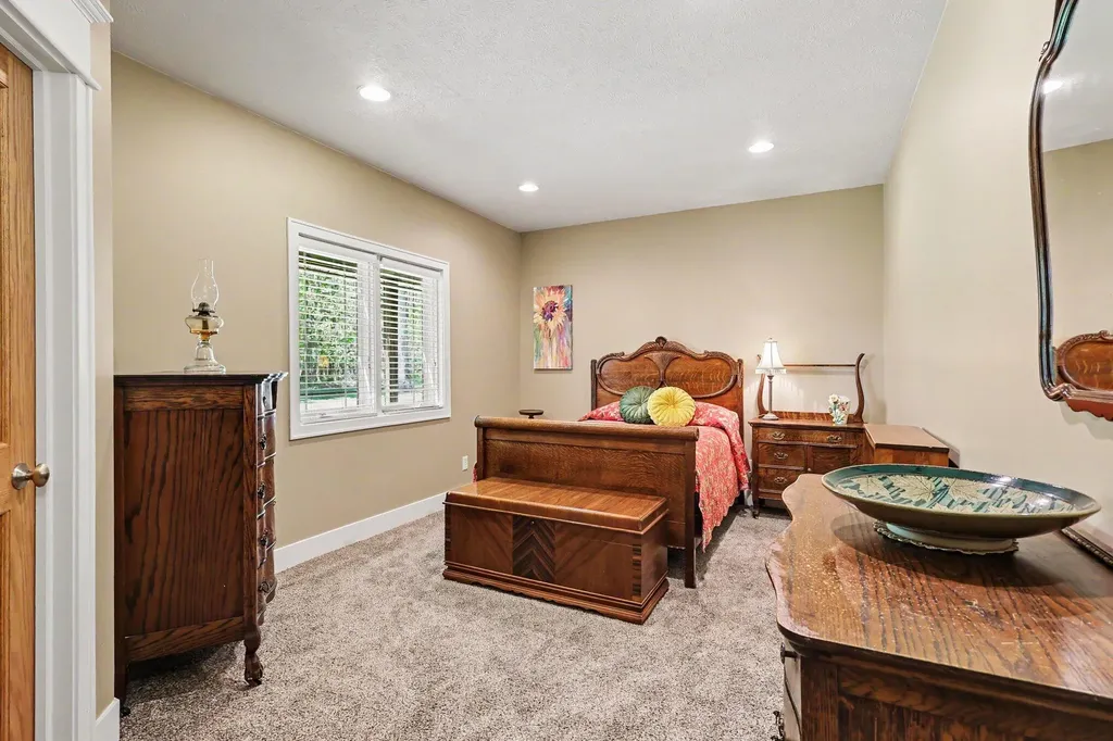 6054 S Moorland Road Ravenna Township MI 49451