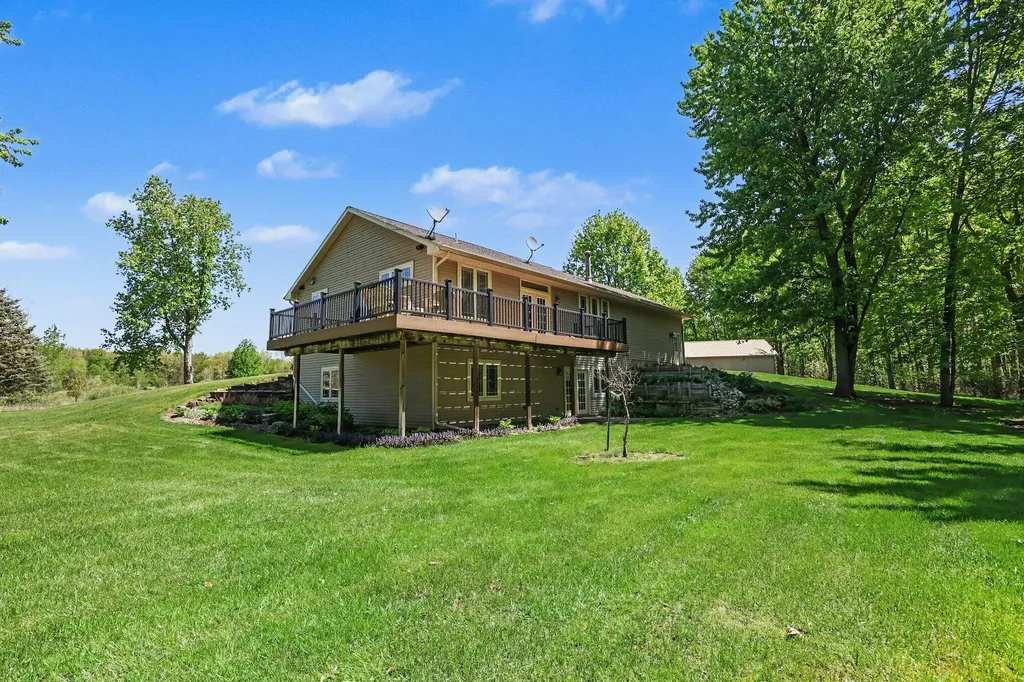 6054 S Moorland Road Ravenna Township MI 49451