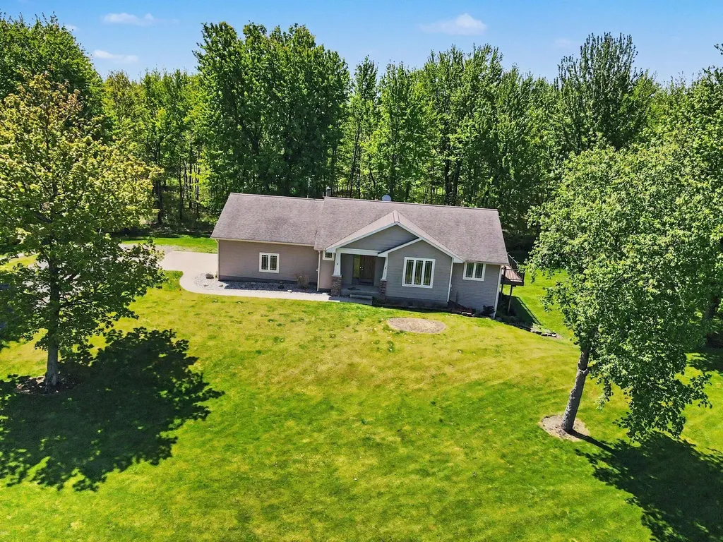 6054 S Moorland Road Ravenna Township MI 49451