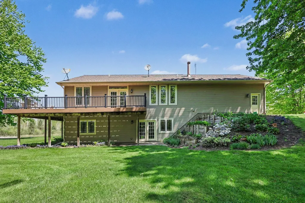6054 S Moorland Road Ravenna Township MI 49451