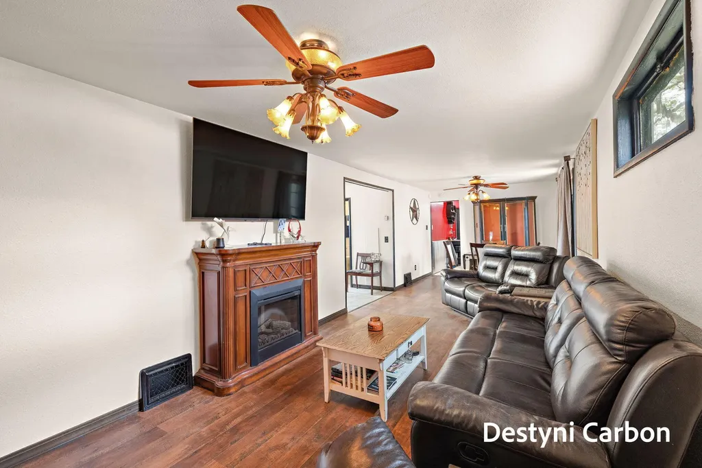 635 Leonard Avenue Muskegon City MI 49442