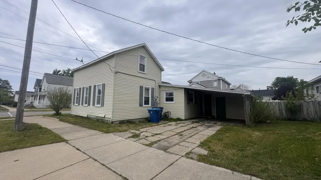 400 N 6th Street Grand Haven City MI 49417