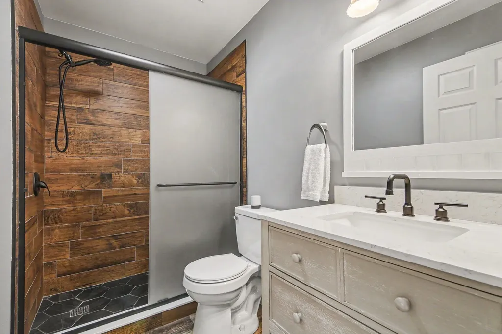 13323 Tamarack Drive Holland Charter Township MI 49424