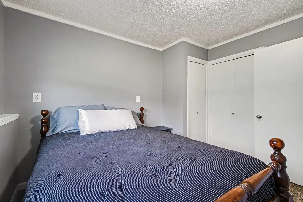 13323 Tamarack Drive Holland Charter Township MI 49424