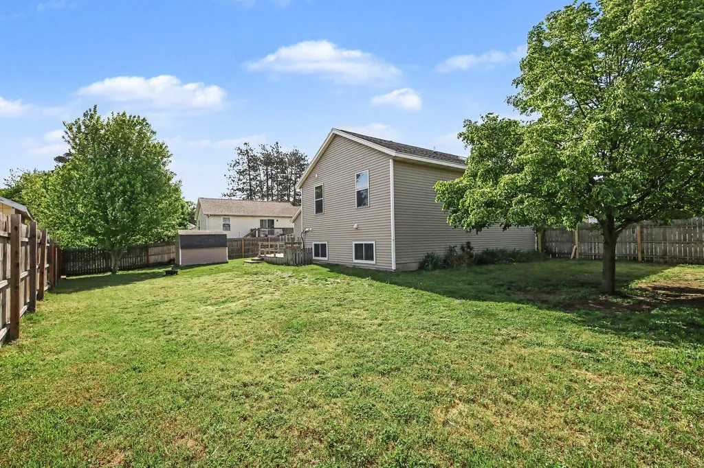 13323 Tamarack Drive Holland Charter Township MI 49424