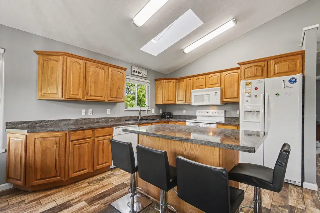 13323 Tamarack Drive Holland Charter Township MI 49424