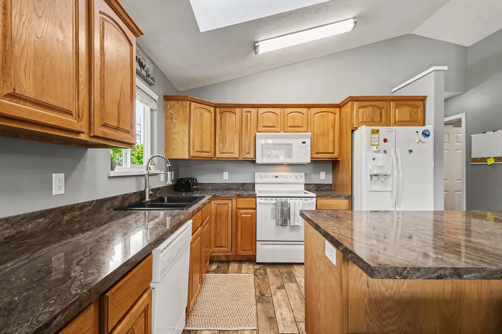 13323 Tamarack Drive Holland Charter Township MI 49424