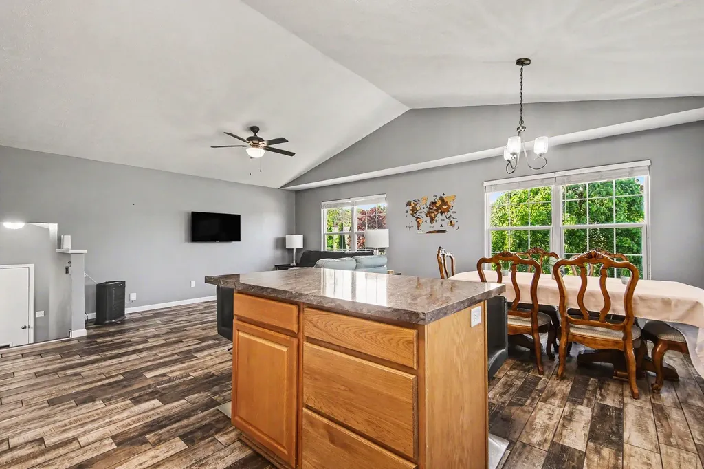 13323 Tamarack Drive Holland Charter Township MI 49424