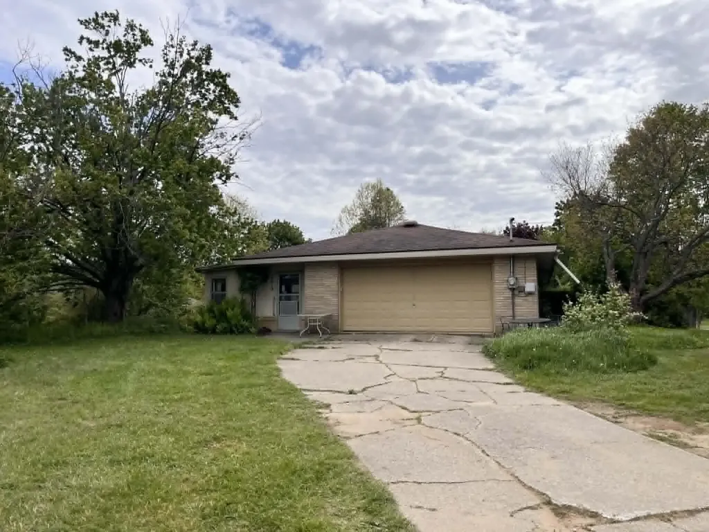 2619 E Bard Road Dalton Township MI 49445