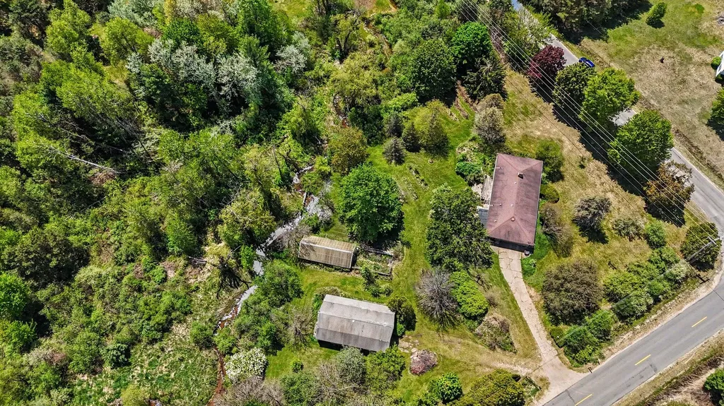 2619 E Bard Road Dalton Township MI 49445