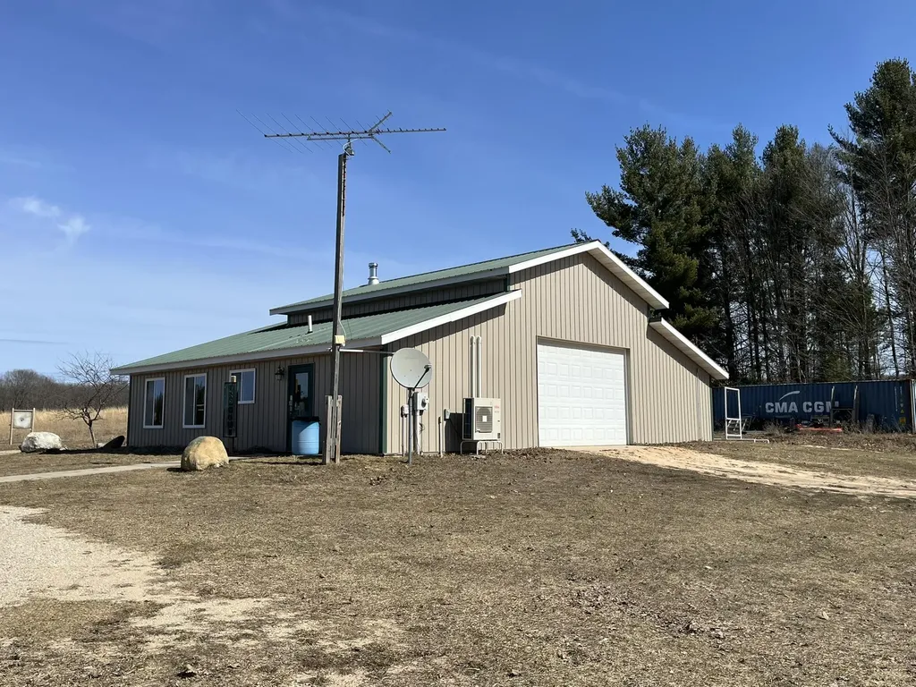 264 S 152nd Avenue Ferry Township MI 49455
