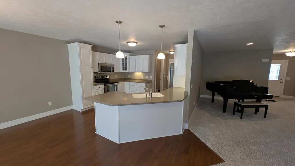 1539 W Addison Way Laketon Township MI 49445