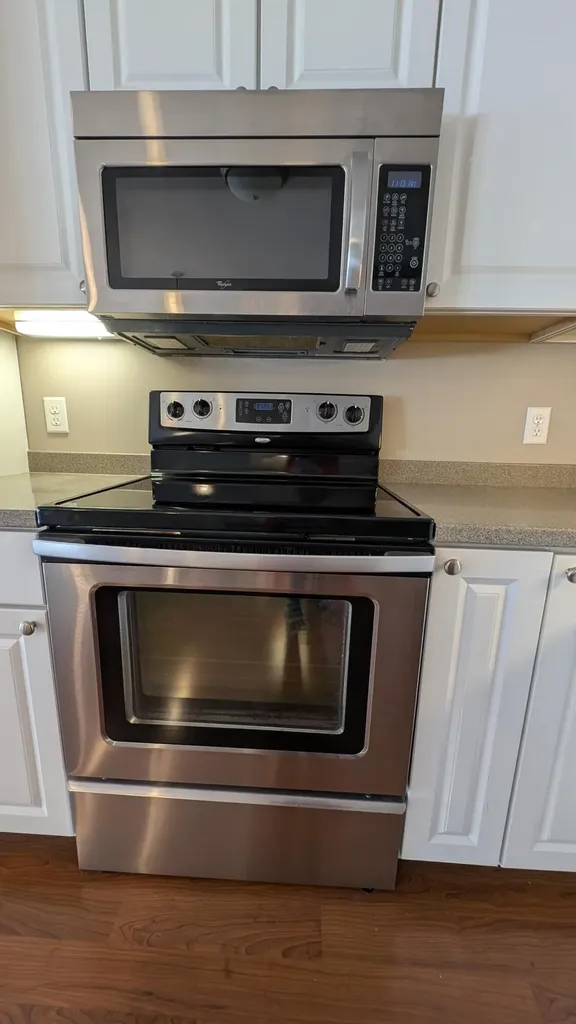 1539 W Addison Way Laketon Township MI 49445