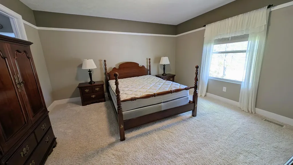 1539 W Addison Way Laketon Township MI 49445