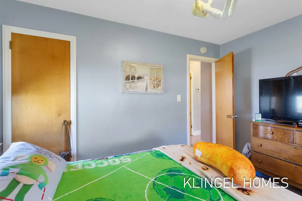 2756 Liberty Road Norton Shores City MI 49441