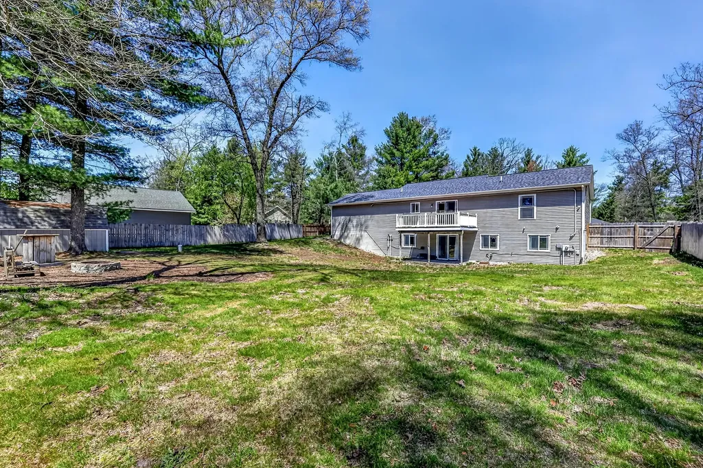 555 Bellevue Street Dalton Township MI 49457