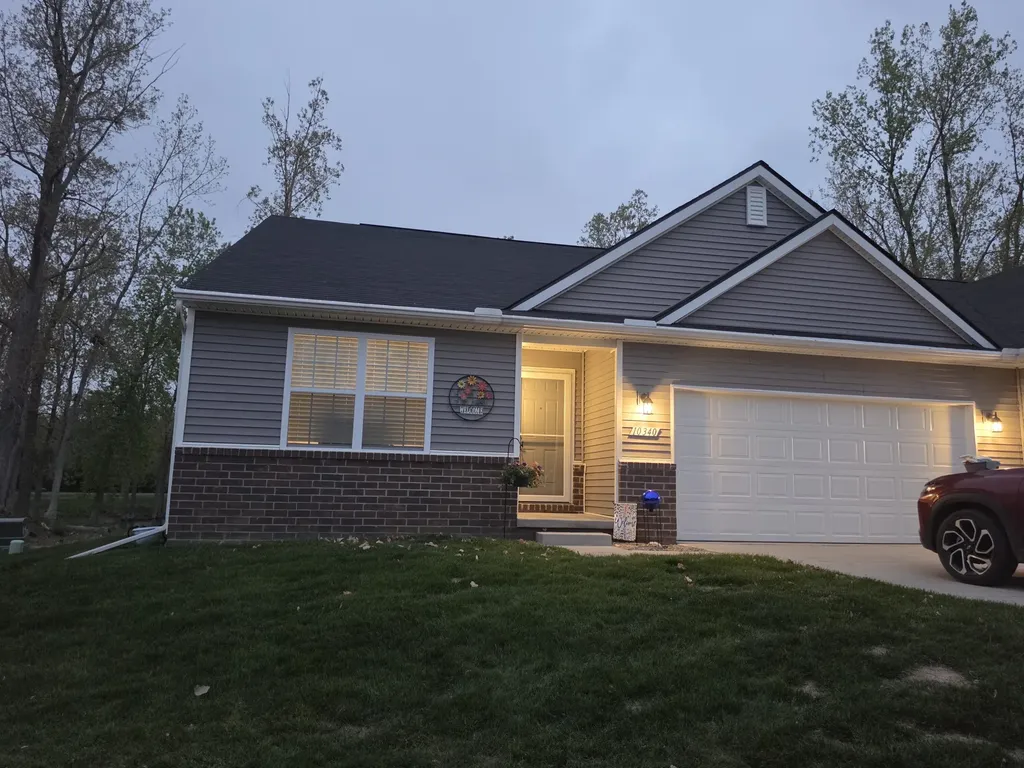 10340 Swan Lake Circle Ypsilanti Charter Township MI 48197