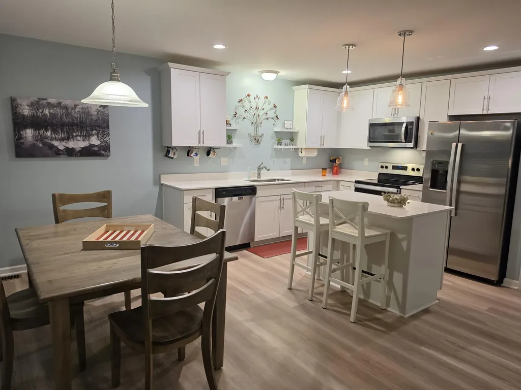10340 Swan Lake Circle Ypsilanti Charter Township MI 48197