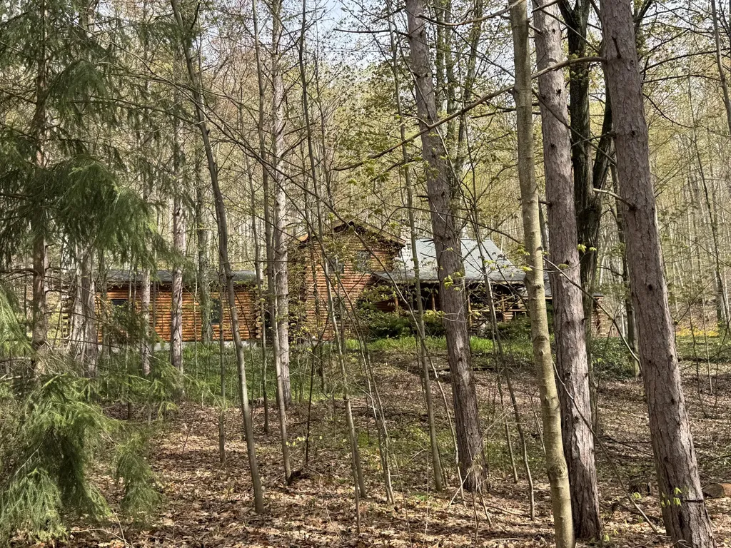 151 S Crestwood Drive Suttons Bay Township MI 49682