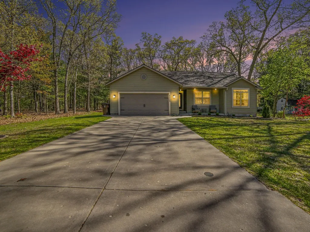 1523 Destiny Drive Muskegon Charter Township MI 49445