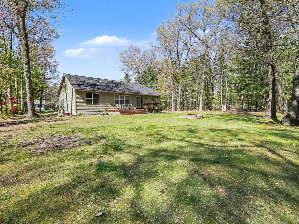 1523 Destiny Drive Muskegon Charter Township MI 49445