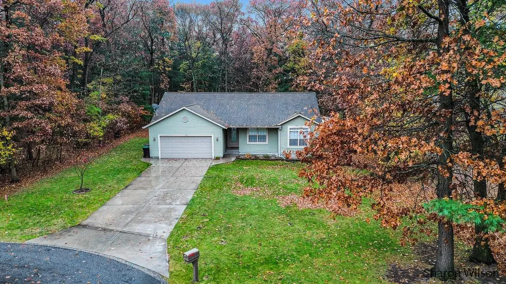 1523 Destiny Drive Muskegon Charter Township MI 49445