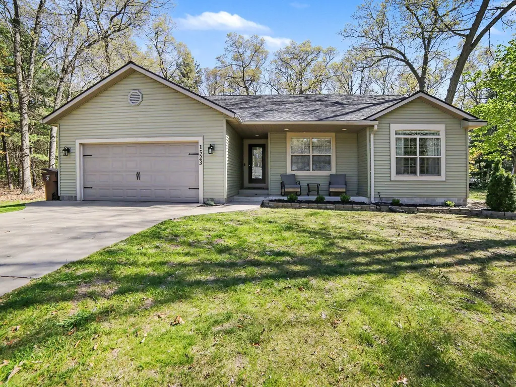 1523 Destiny Drive Muskegon Charter Township MI 49445