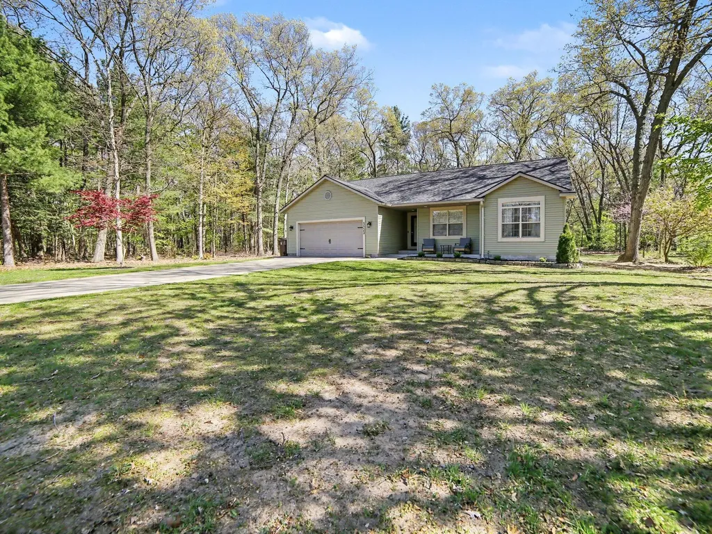 1523 Destiny Drive Muskegon Charter Township MI 49445