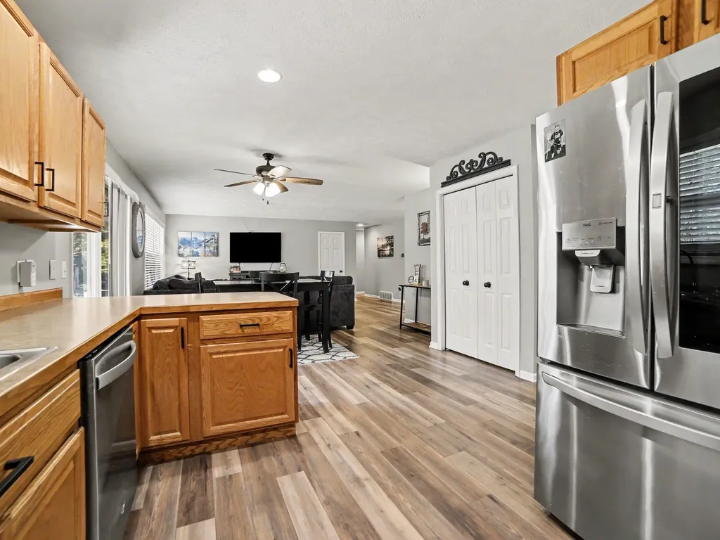 1523 Destiny Drive Muskegon Charter Township MI 49445