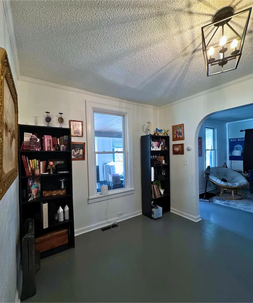 672 E Isabella Avenue Muskegon City MI 49442