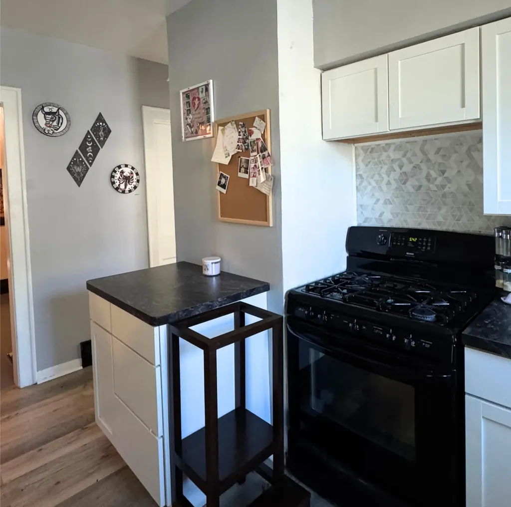 672 E Isabella Avenue Muskegon City MI 49442
